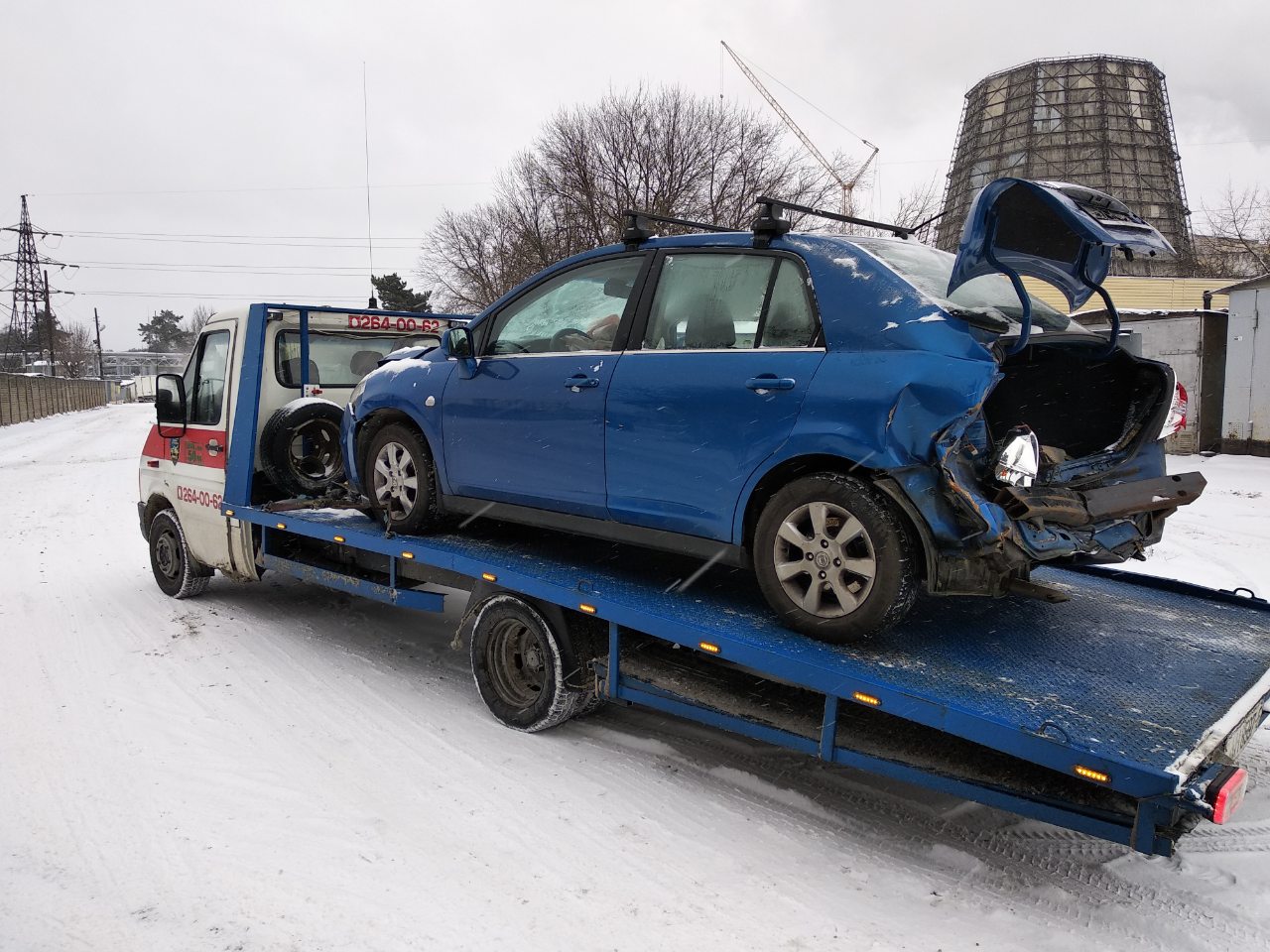 Эвакуация автомобилей в Октябрьском районе